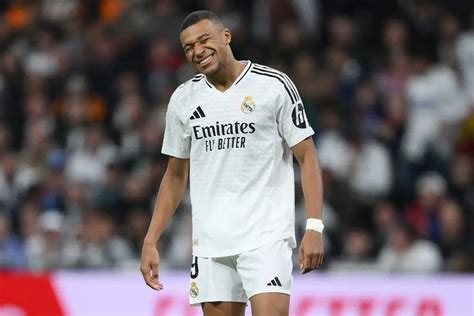 Watch Kylian Mbappé beats Rüdiger Real Madrid teammates with