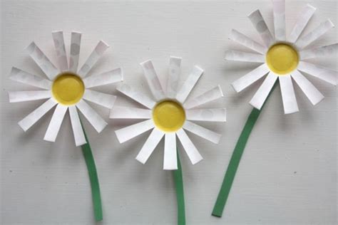 Paper Cup Daisies – Factory Direct Craft Blog