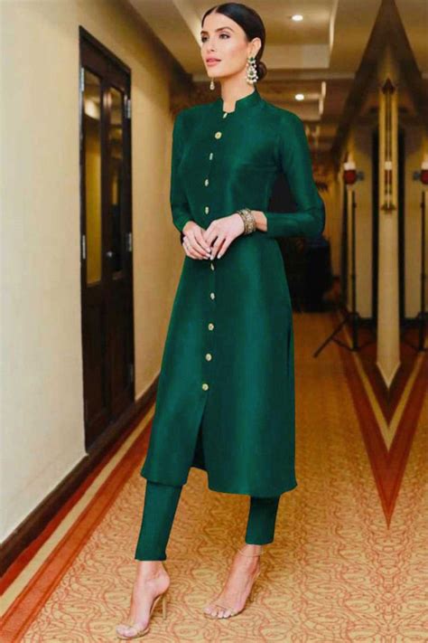 Details More Than 94 Female Trouser Suit Designs In Cdgdbentre