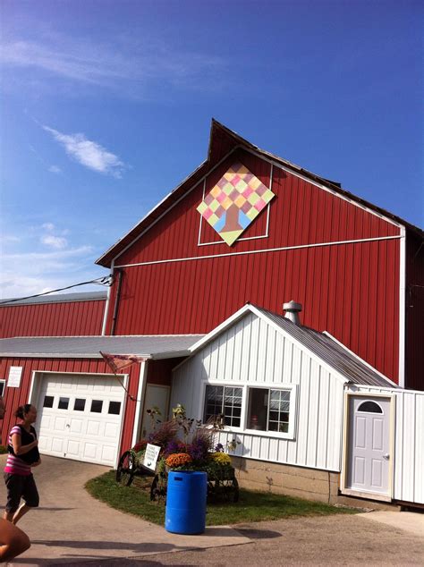 Apple Barn Orchard And Winery Elkhorn Wi Barnquilt Appleorchard