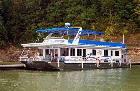 Houseboat Vacation On Lake Cumberland Is A Must Check Out Conley