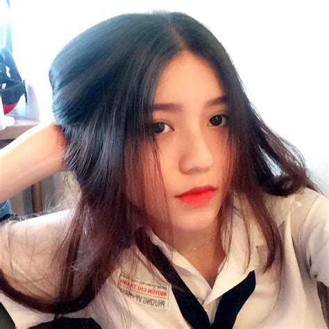 Bằng chứng cho thấy Bâu gái xinh hot Instagram cân mọi góc chụp ảnh cố dìm thì bỗng thành