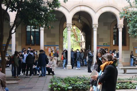 Universitats Creen Nous Serveis De Suport Emocional Per Laugment De