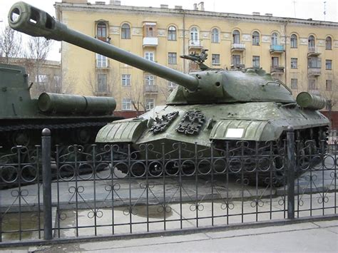 Тяжелый танк ИС-3