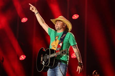 Cmt Pulls Jason Aldean Video For ‘try That In A Small Town The New