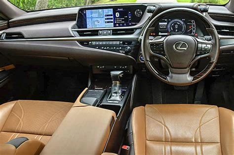 2018 Lexus ES 300h review, test drive - Autocar India