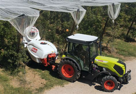 Nuovi Claas Nexos Trattori Davvero Specializzati Agrimeccanica