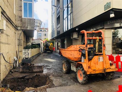 Baiona retoma las obras de humanización en la Calle Carabela la Pinta