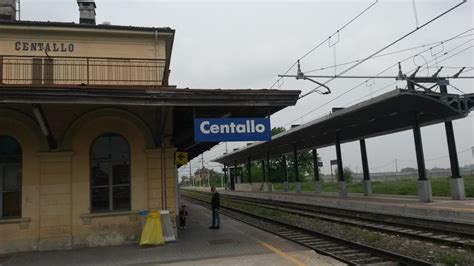 Treno Regionale Torino Cuneo Fermo Per Unora Nelle Campagne Di