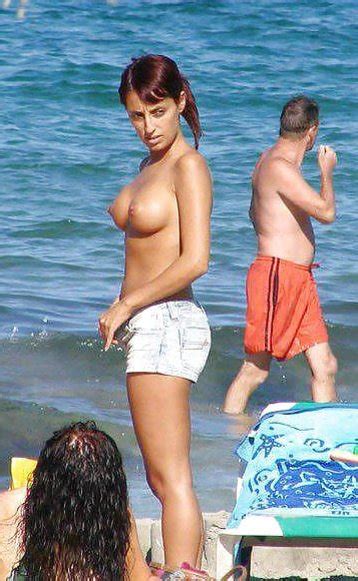 Super Sexy Day At The Beach Braless By Voyeur Troc Zb Porn