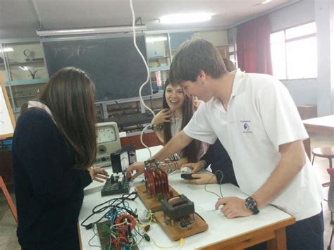 Laboratorio De FÍsica Salesianos Salto