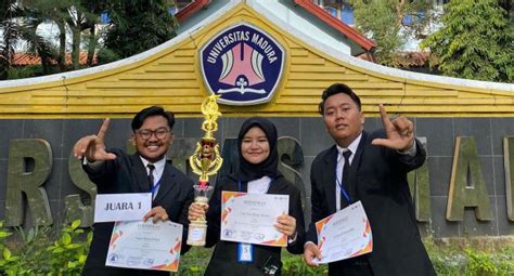 Bikin Bangga Tiga Mahasiswa UIN Malang Sukses Menjuarai Lomba Debat