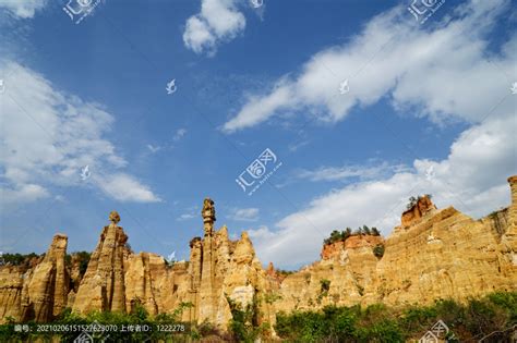 云南新华土林高山丘壑自然风景摄影素材汇图网