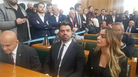 Son dakika Gökhan Zan İYİ Parti den istifa etti Ekonomim