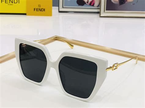 Fendi Очки солнцезащитные - купить с доставкой по выгодным ценам в ...