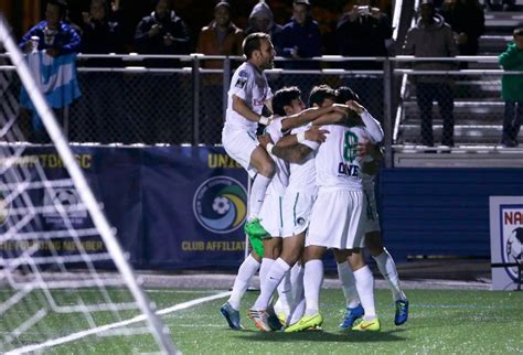 Real Madrid Legend Raul Helps New York Cosmos Claim Nasl Title Victory