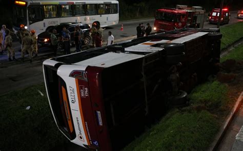 Confira Fotos Do Acidente Que Deixou Mais De 30 Feridos Em Guaratiba