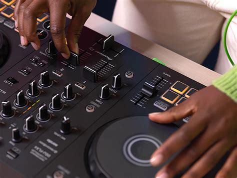 Introducing The Pioneer Dj Ddj Flx Dj Controller Leisuretec News