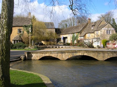 File:Cotswold Motoring Museum.jpg - Wikipedia