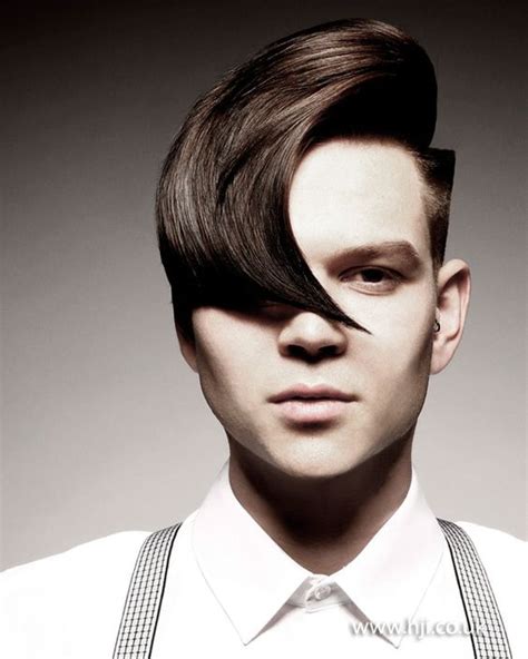 30 Asymmetrical Hairstyles For Men In 2024