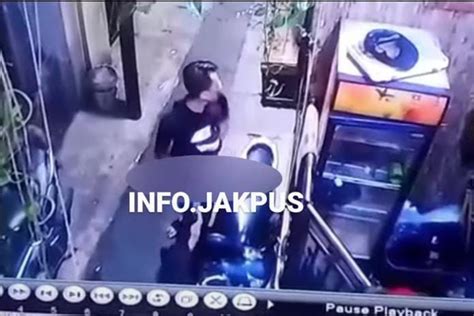 Foto Polisi Tangkap Pria Yang Viral Karena Masturbasi Di Tempat Umum