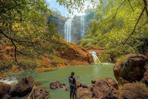 Pesona Tersembunyi Curug Puncak Manik Di Sukabumi Keindahan Air Terjun