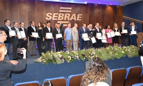 Sebrae realiza solenidade de outorga da Medalha Mérito Empreendedor