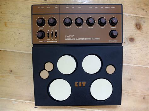 MATRIXSYNTH MPC The Kit Vintage Analogue Drum Machine