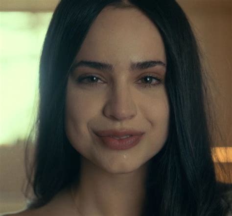 Cassie Salazar Filmes De Amor Rosto Sofia Carson