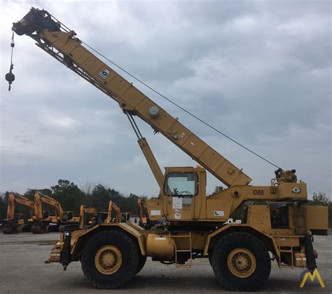 Grove RT625 25 Ton Rough Terrain Crane For Sale Hoists Material