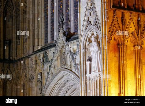 The New Statue Of The Late Queen Elizabeth Ii By Richard Bossons And