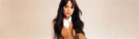 Jenna Ortega 8k Beige Wallpaper