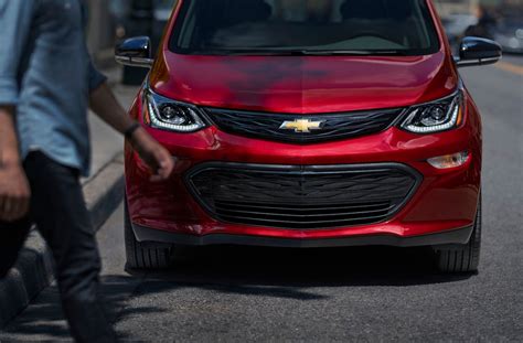 Chevrolet Bolt EV 100 elétrico tem pré venda aberta no Brasil