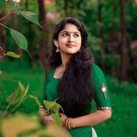 Models Of Kerala On Instagram Dm For Paid Promotion Advertisements