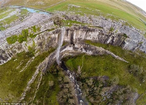 Malham Cove Waterfall Brought Back to Life After 200 Years | Amusing Planet