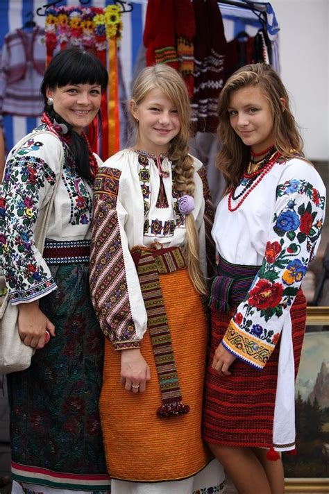 Ukrainian Traditional Outfits Ukrainian Clothing Fashion