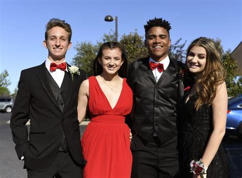 Students Dressed To The Nines For Manheim Township High School Prom