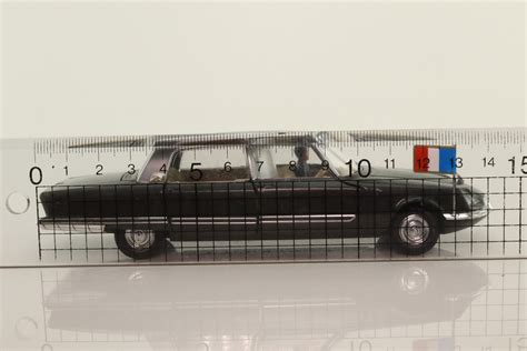 Dinky Toys 1435 Citroen DS Presidentielle 169443