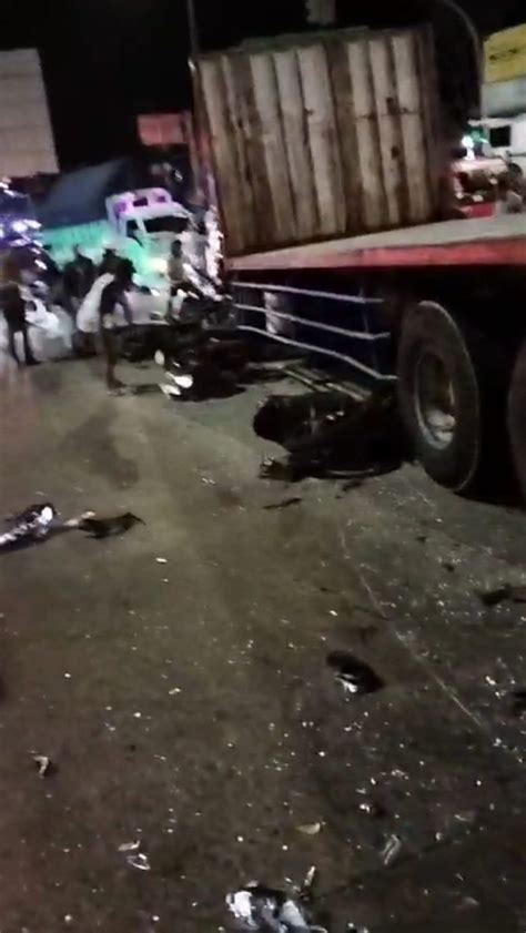 Kronologi Kecelakaan Maut Di Exit Tol Bawen Semarang Truk Rem Blong