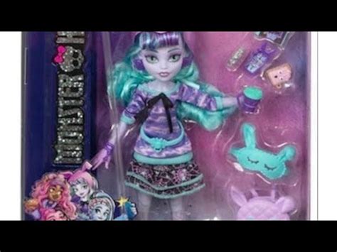 Monster High Creepover Party Twyla Draculaura Frankie Stein Clawdeen