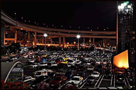 Car Meet In Japan Japan Cars Race Night Super Luxury Cars