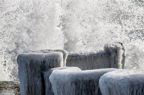 Papel De Parede Mar Agua Rocha Neve Gelo Frio Geada Congelando