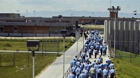 Idaho Inmate Sues Corizon Health, Says He Had to Swallow Razor to Get ...