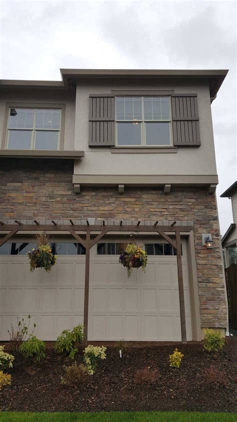 Exterior House Trim Colors: Coordinate Your Exterior Trim