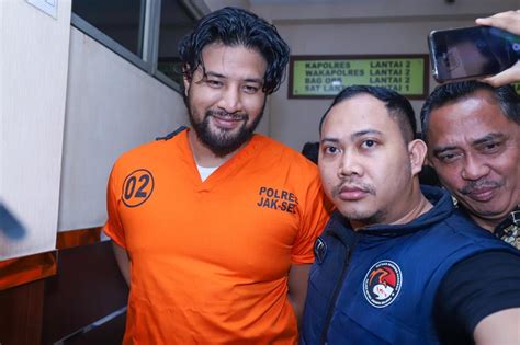 Ammar Zoni Resmi Direhabilitasi Syifa Hadju Tertipu Tiket Konser