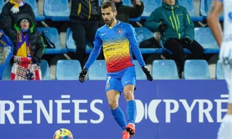 Horario y dónde ver por TV el Andorra Oviedo de la Liga Smartbank