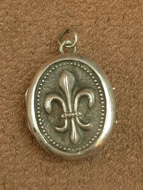 Pendentif Ancien Ouvrant Porte Photo En Argent Massif Fleur De Lys Xixe