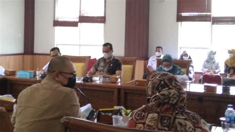 Ada Honorer Fiktif Di Setwan Dprd Kepri Siapa Main Api Regional