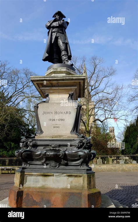 Statue Of John Howard In Bedford Stock Photo Alamy