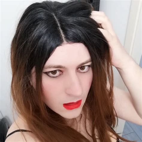 Crossdresser Niki Sucking Dildo And Drooling Shemale Ladyboy Porn Feat